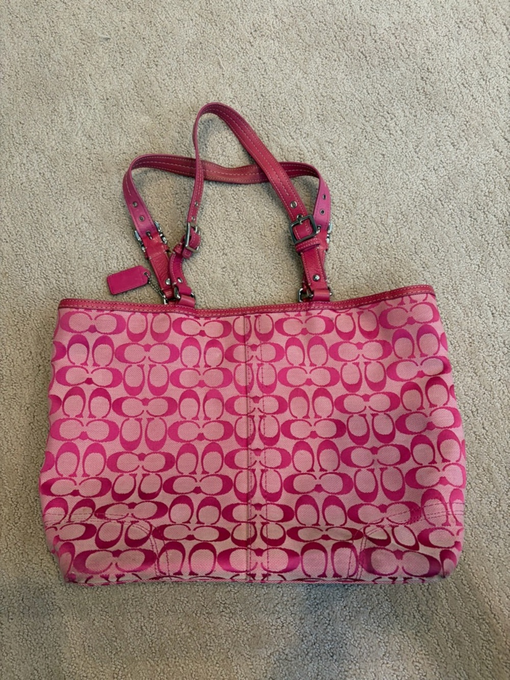 Coach Pink Hamptons Signature Canvas Gallery Tote Bag - Picture 2 of 6